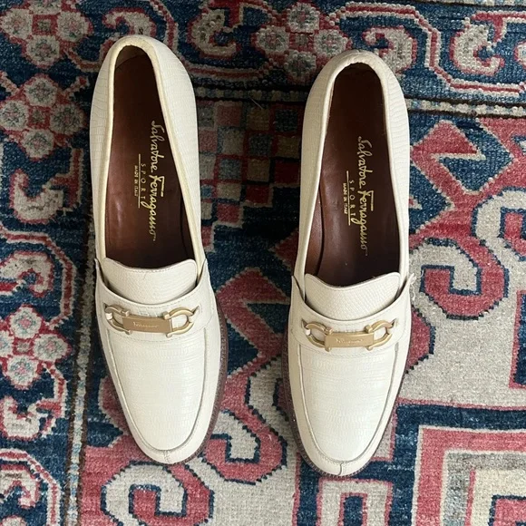 Salvatore Ferragamo | Shoes | White Ferragamo Loafers 85 Aaa  display picture 1